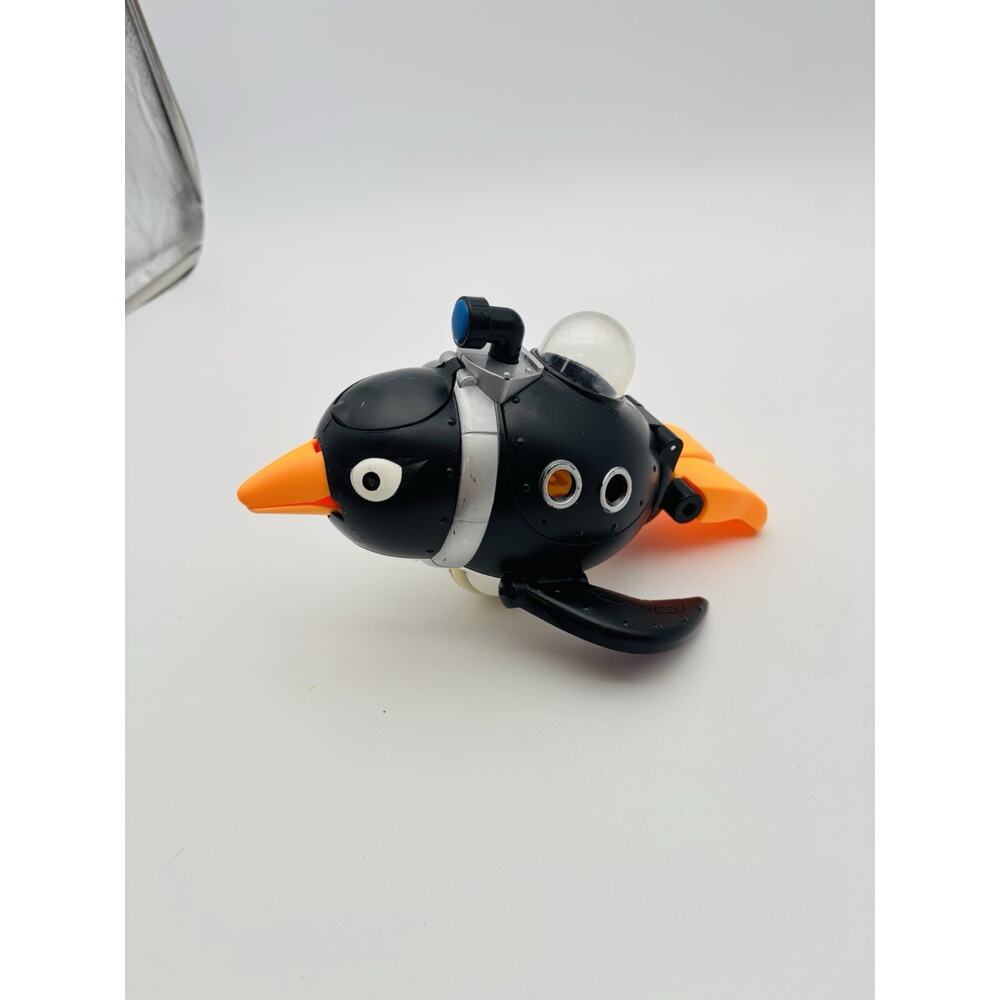 Fisher Price Imaginext DC Super Friends Penguin Submarine Vehicle w/ 3 Penguins - Picture 5 of 16